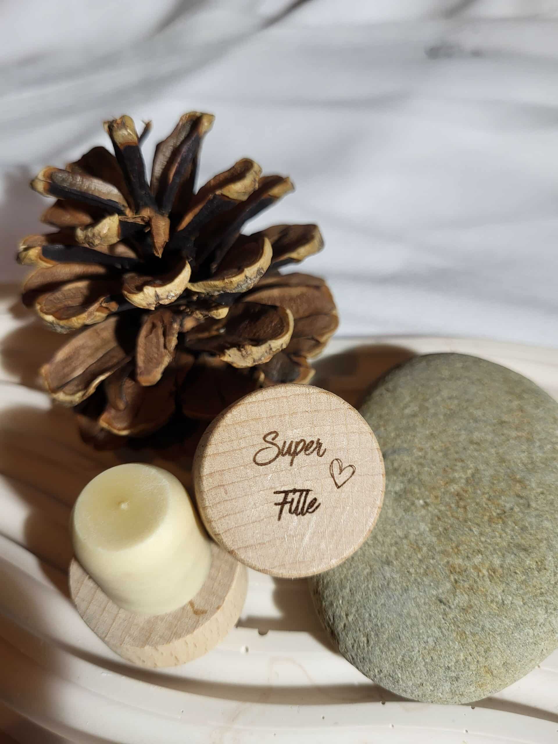 Bouchon - Super Fille